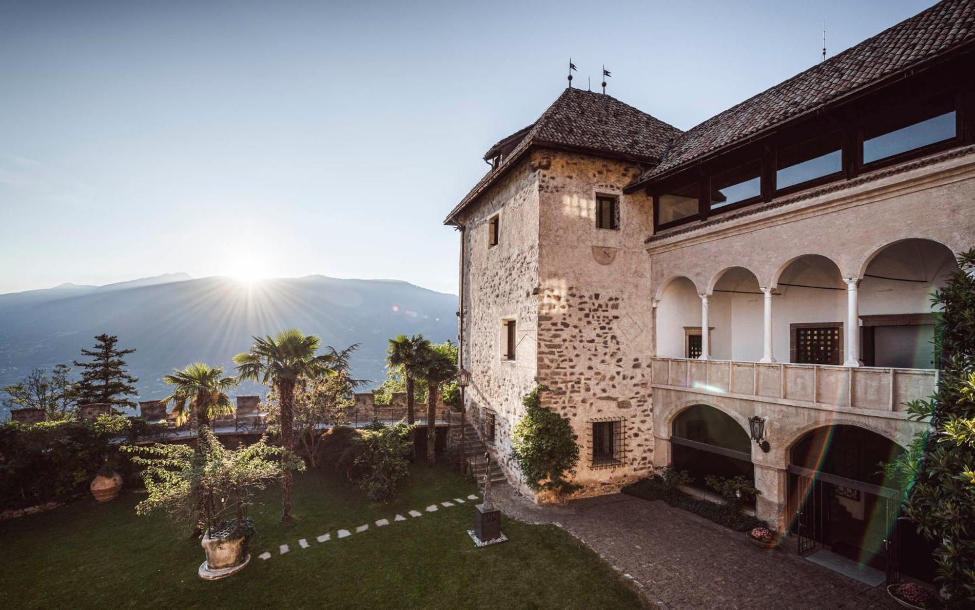 Relais & Chateaux Hotel Castel Fragsburg Merano Esterno foto