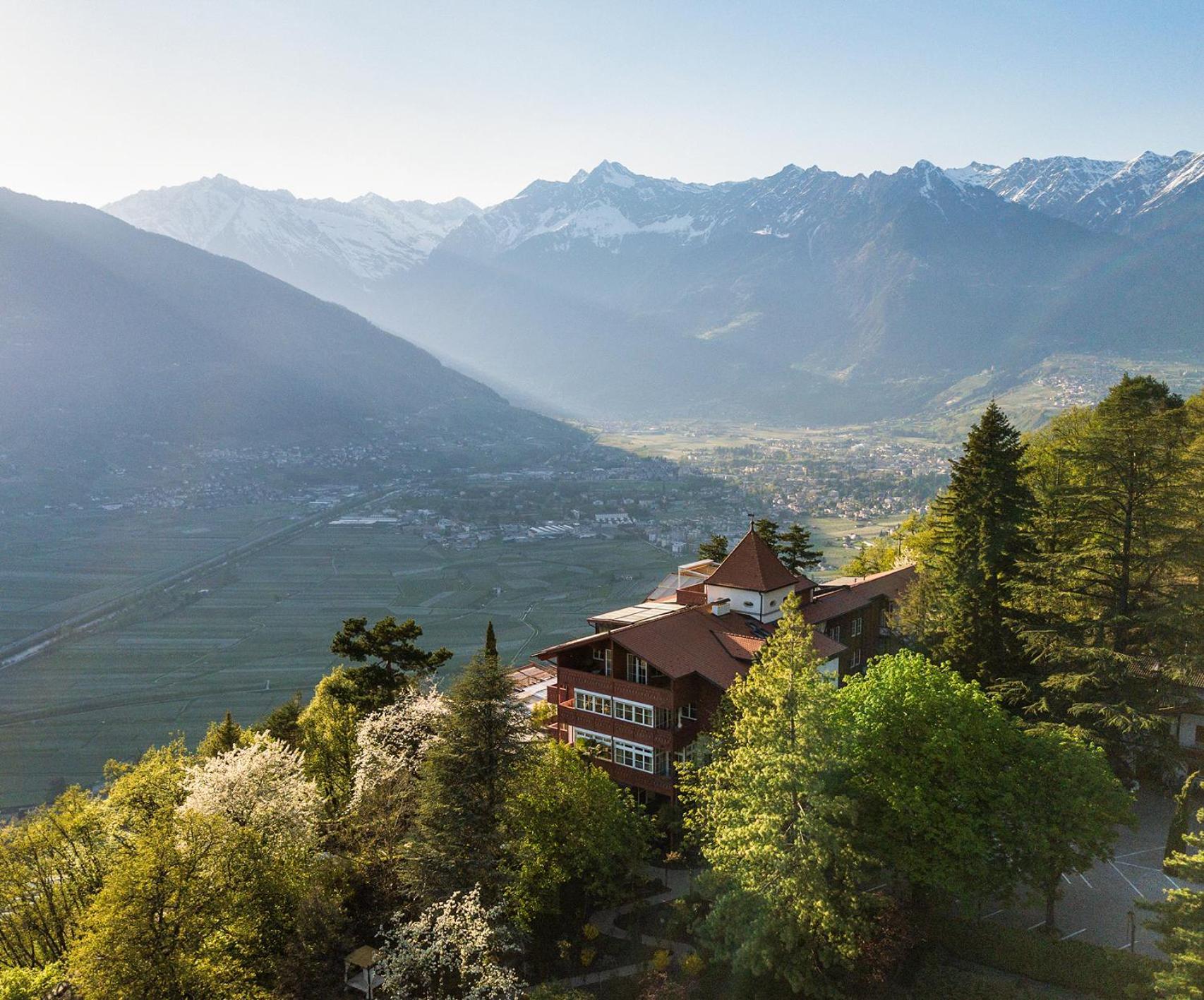 Relais & Chateaux Hotel Castel Fragsburg Merano Esterno foto